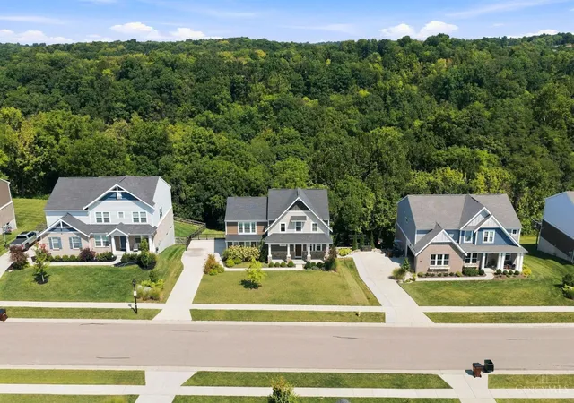Photo 32 of Single family home for sale at 2794 Buckridge Dr, Miami Twp, OH 45233 | MLS# 1891910 | Listing updated on 2026-09-10