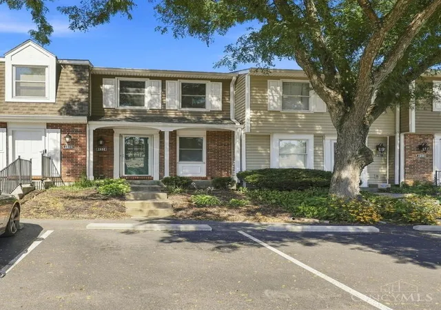 Photo 2 of Townhouse for sale at 2804 Millbank Row, Deerfield Twp., OH 45039 | MLS# 1890062 | Listing updated on 2026-09-10