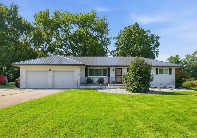 Photo 1 of Sale Pending at 233 Old 122 Rd, Clearcreek Twp., OH 45036 | MLS# 1892097 | Listing updated on 2026-09-05