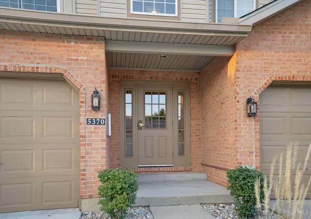 Photo 1 of Sale Pending at 5370 Harbourwatch #301, Deerfield Twp., OH 45040 | MLS# 1891441 | Listing updated on 2026-09-14