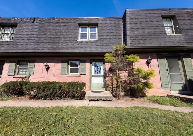 Photo 1 of Sale Pending at 7636 Montgomery Rd #C, Sycamore Twp, OH 45236 | MLS# 1892118 | Listing updated on 2026-09-09