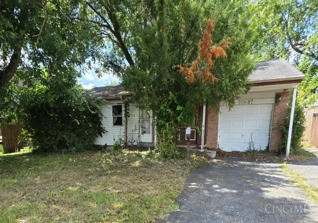 Photo 1 of Single family home for sale at 10897 Sprucehill Dr, Springfield Twp., OH 45240 | MLS# 1892128 | Listing updated on 2026-08-31