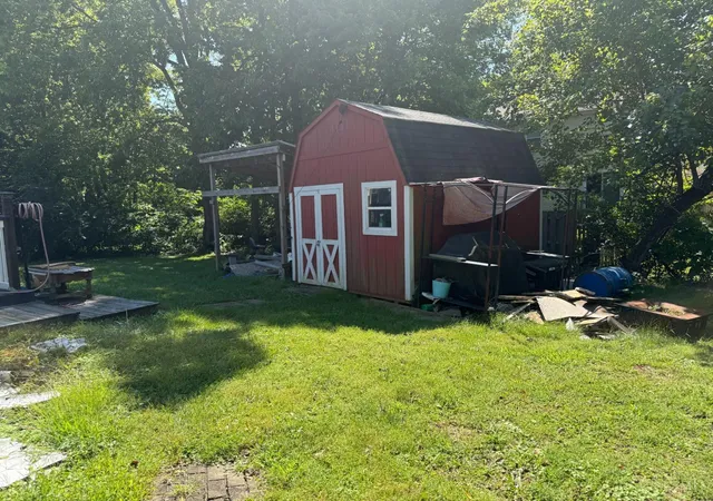 Photo 2 of Single family home for sale at 175 Washington Ave, Glendale, OH 45246 | MLS# 1892190 | Listing updated on 2026-09-08