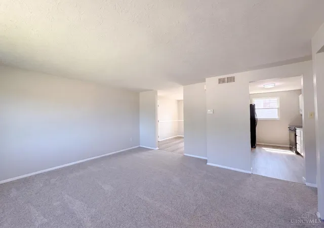 Photo 2 of Sale Pending at 2891 Grosvenor Dr, Colerain Twp, OH 45251 | MLS# 1892211 | Listing updated on 2026-09-15