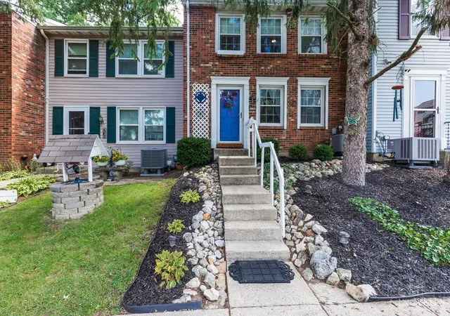 Photo 1 of Townhouse for sale at 4588 Middlecourt Dr, Union Twp, OH 45103 | MLS# 1892157 | Listing updated on 2026-09-04