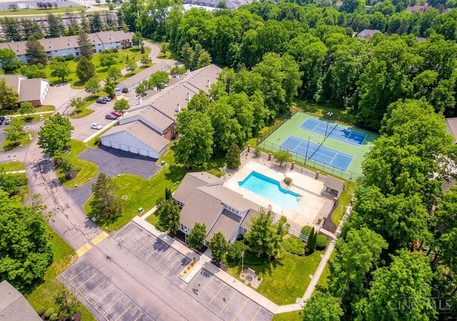 Listing Photo 2 - Condo for sale in building located at 120 Carrington Ln, Loveland, OH 45140 - Unit #102