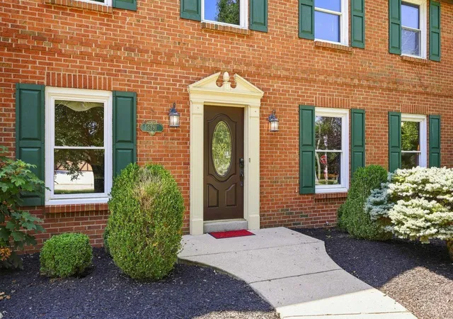 Photo 3 of Single family home for sale at 5391 Stonetrace Dr, Colerain Twp, OH 45251 | MLS# 1892280 | Listing updated on 2026-09-10