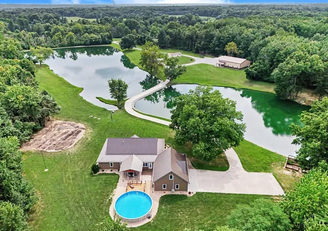 Photo 3 of Sale Pending at 5846 Belfast Owensville Rd, Batavia, OH 45103 | MLS# 1892285 | Listing updated on 2026-10-07