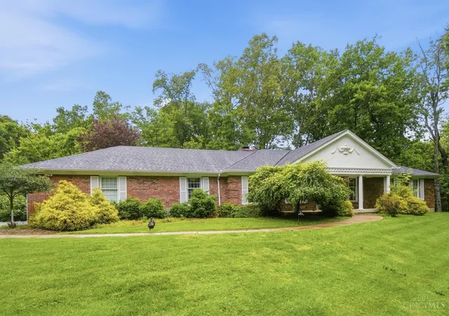 Photo 1 of Single family home for sale at 4 Beechurst Woods Ln, Green Twp, OH 45233 | MLS# 1879683 | Listing updated on 2026-09-05