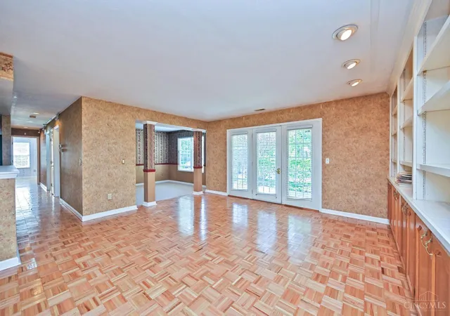 Photo 2 of Townhouse for sale at 1080 Wittshire Ln #17, Anderson Twp, OH 45255 | MLS# 1892282 | Listing updated on 2026-09-01