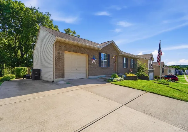 Photo 3 of Sale Pending at 307 Herbert Ave, Lockland, OH 45215 | MLS# 1892247 | Listing updated on 2026-09-18
