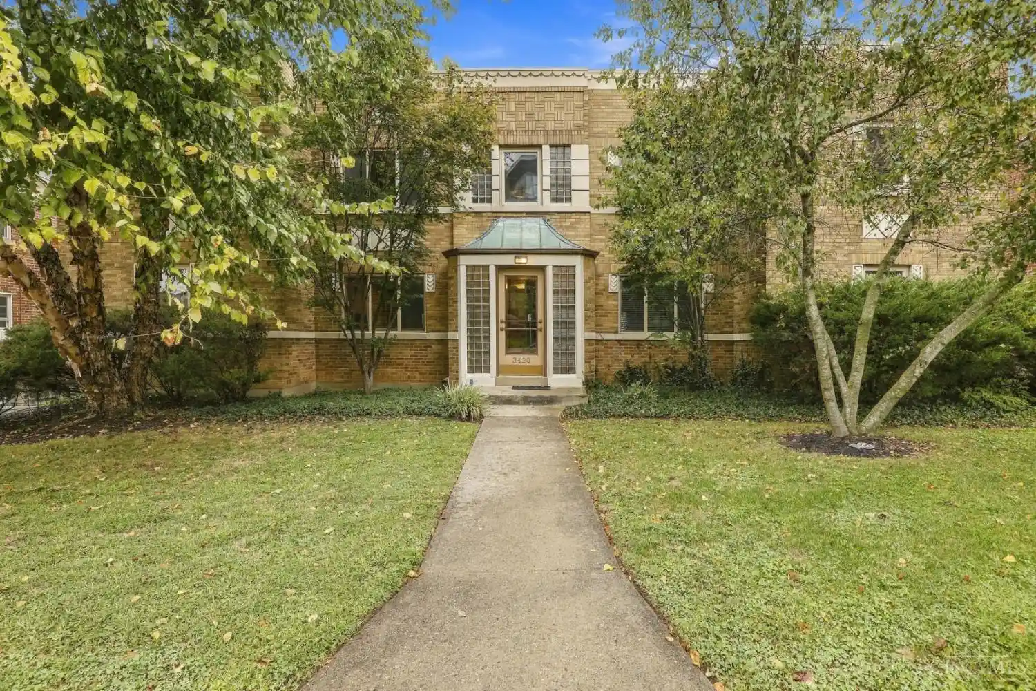 Photo 1 of Sale Pending at 3420 Shaw Ave #3, Cincinnati, OH 45208 | MLS# 1895122 | Listing updated on 2026-10-15