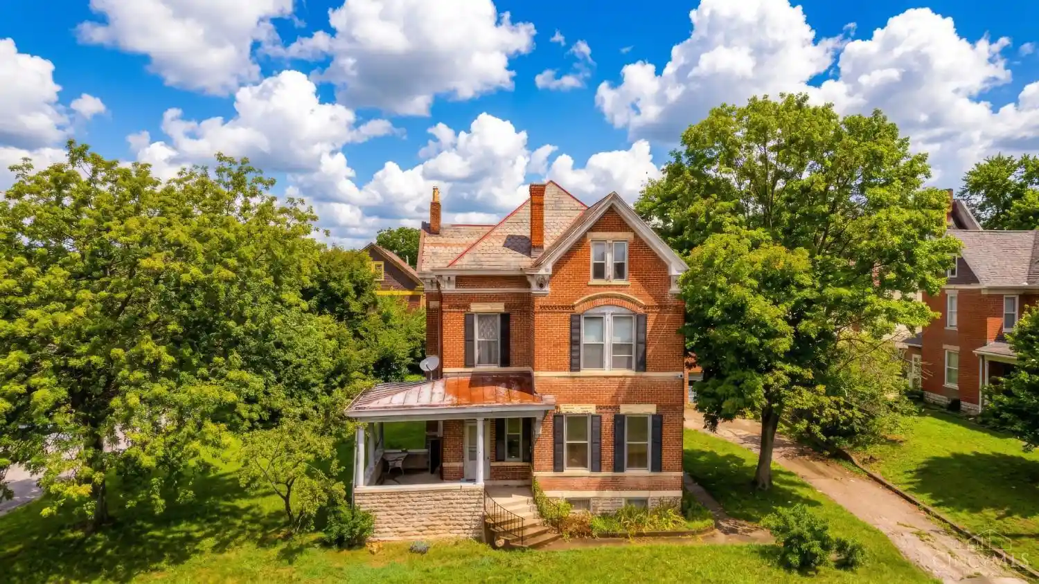 Photo 1 of Single family home for sale at 3904 St Lawrence Ave, Cincinnati, OH 45205 | MLS# 1895446 | Listing updated on 2026-10-20