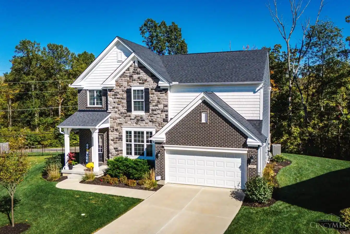 Single family home for sale at 969 Crestpoint Ct, Union Twp, OH 45245 | MLS# 1896444