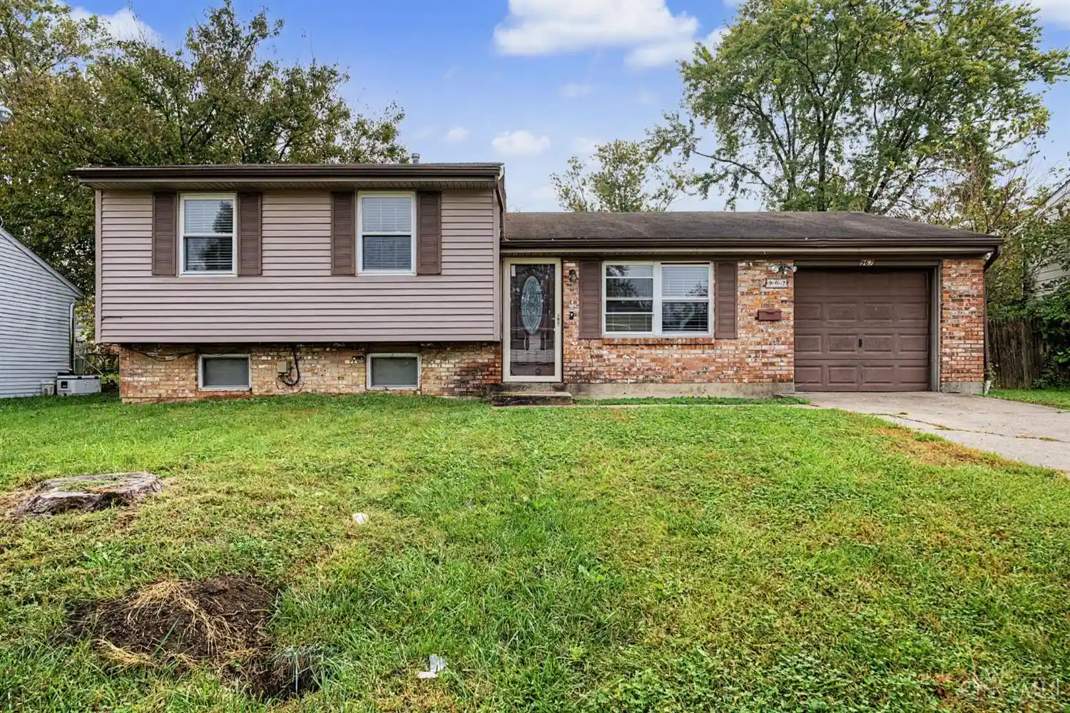 Single family home for sale at 967 Harrogate Ct, Cincinnati, OH 45240 | MLS# 1897050