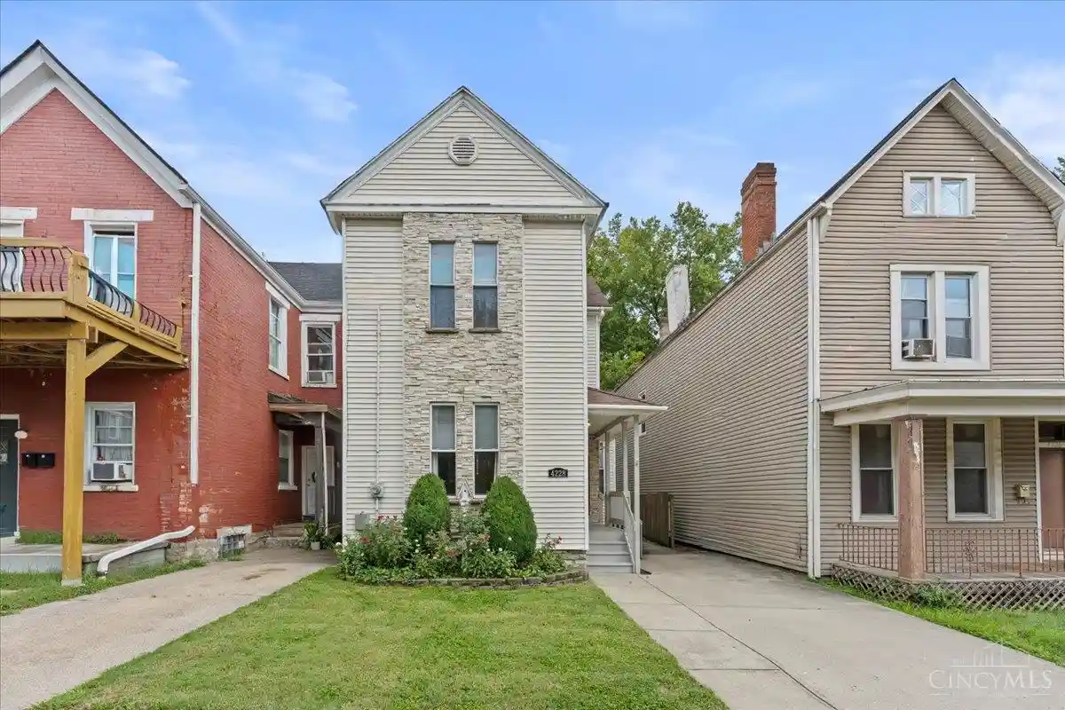 Photo 1 of Single family home for sale at 4228 Williamson Pl, Cincinnati, OH 45223 | MLS# 1887538 | Listing updated on 2026-10-13