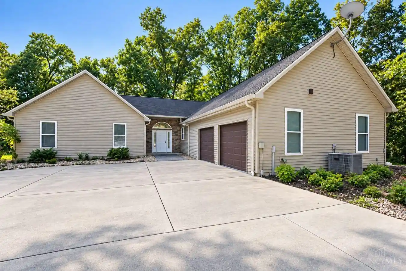 Photo 1 of Sale Pending at 3792 Cain Run Rd, Batavia, OH 45103 | MLS# 1897214 | Listing updated on 2026-10-29