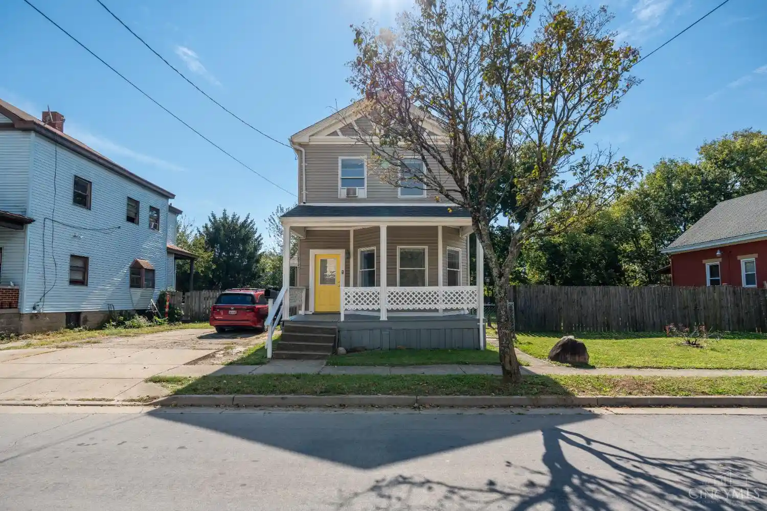 Photo 1 of Single family home for sale at 613 E Epworth Ave, Cincinnati, OH 45232 | MLS# 1897159 | Listing updated on 2026-10-27