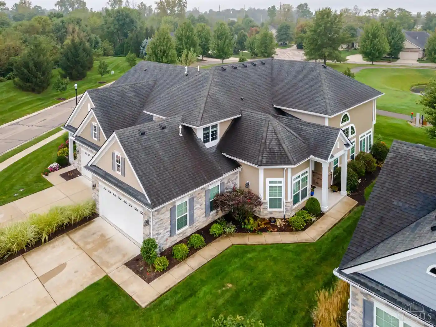 Photo 1 of Single family home for sale at 511 Legendary Way, Centerville, OH 45458 | MLS# 1894540 | Listing updated on 2026-10-23