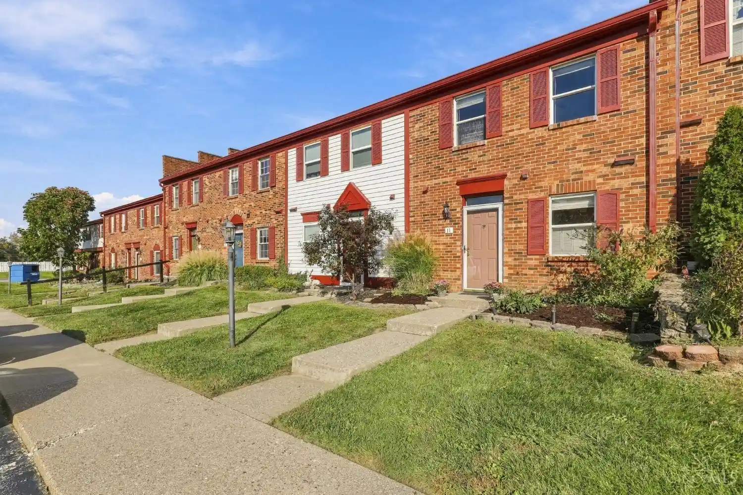 Townhouse for sale at 11 Tidewater Tr, Batavia, OH 45103 | MLS# 1897229