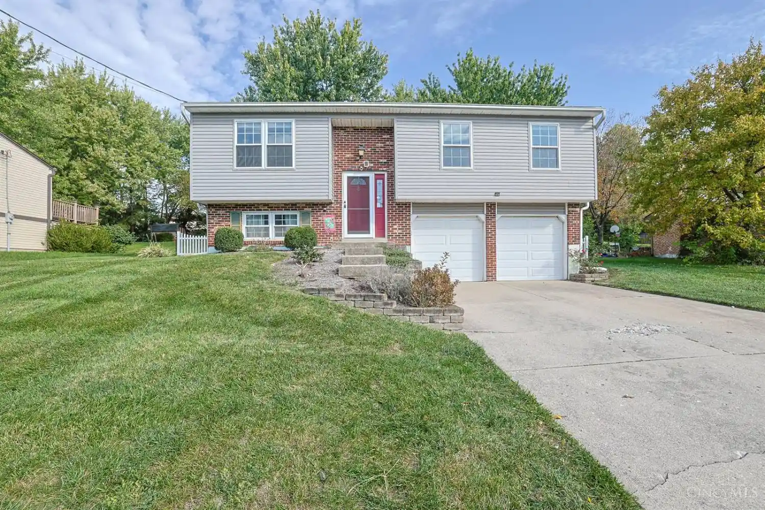 Photo 1 of Sale Pending at 1778 Leway Dr, Fairfield, OH 45014 | MLS# 1897407 | Listing updated on 2026-10-21