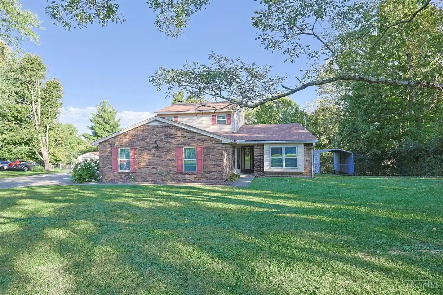 Single family home for sale at 5800 West Frk Rd, Cincinnati, OH 45247 | MLS# 1897399