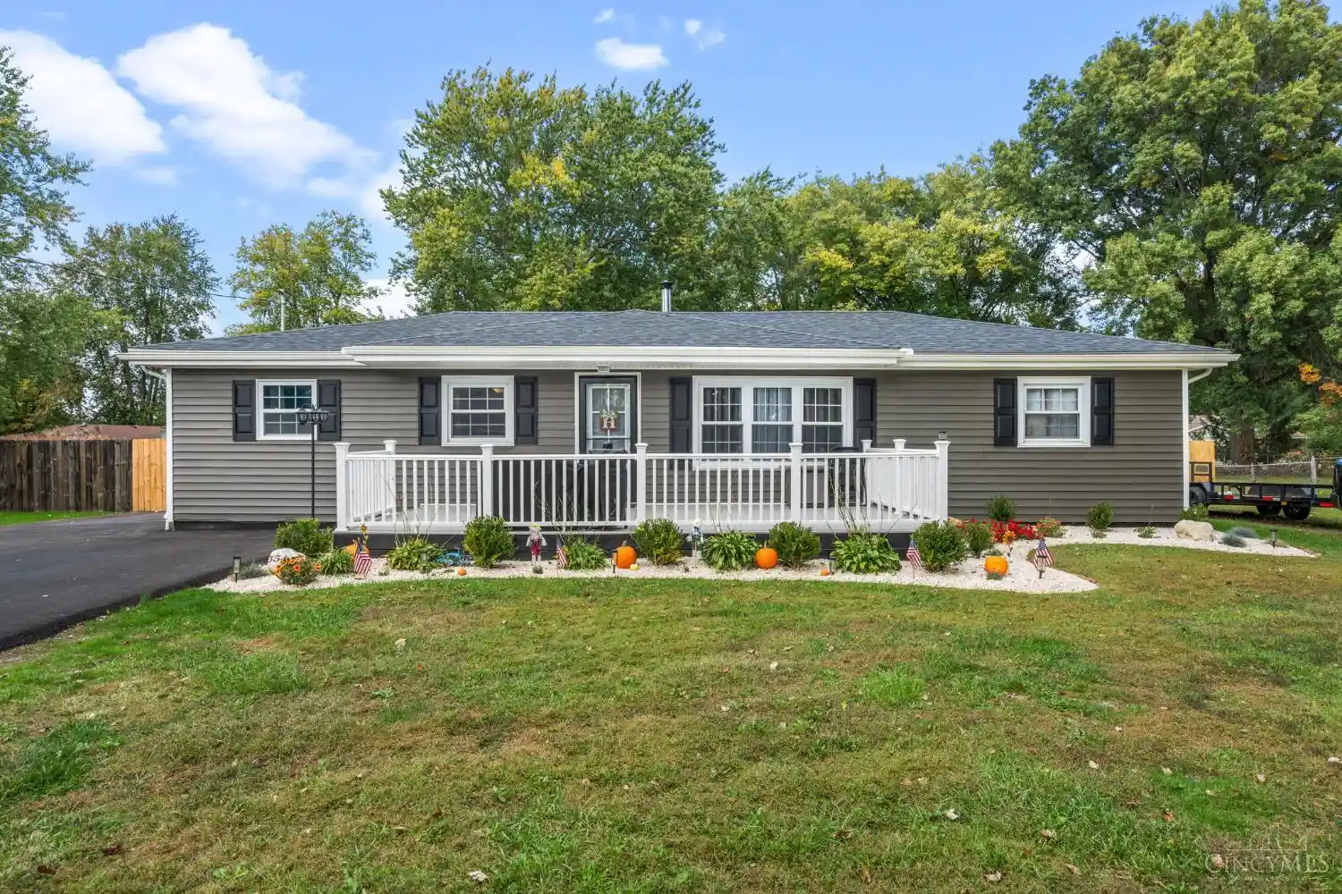 Single family home for sale at 5544 Maple Grv Ave, Blanchester, OH 45107 | MLS# 1897450
