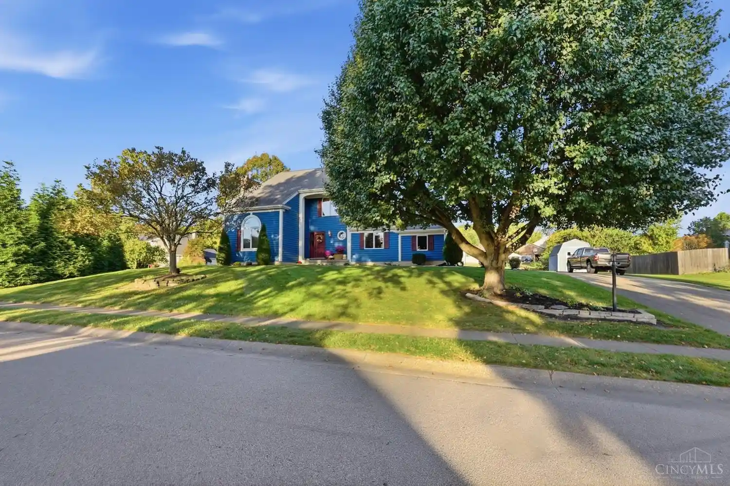 Photo 1 of Single family home for sale at 339 St James Pl, Springboro, OH 45066 | MLS# 1897568 | Listing updated on 2026-10-28