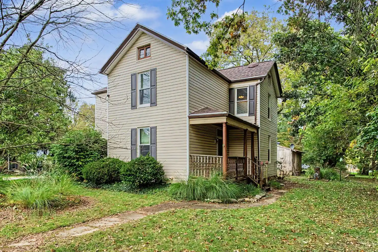 Photo 1 of Single family home for sale at 10402 Burlington Rd, Cincinnati, OH 45231 | MLS# 1897362 | Listing updated on 2026-10-19