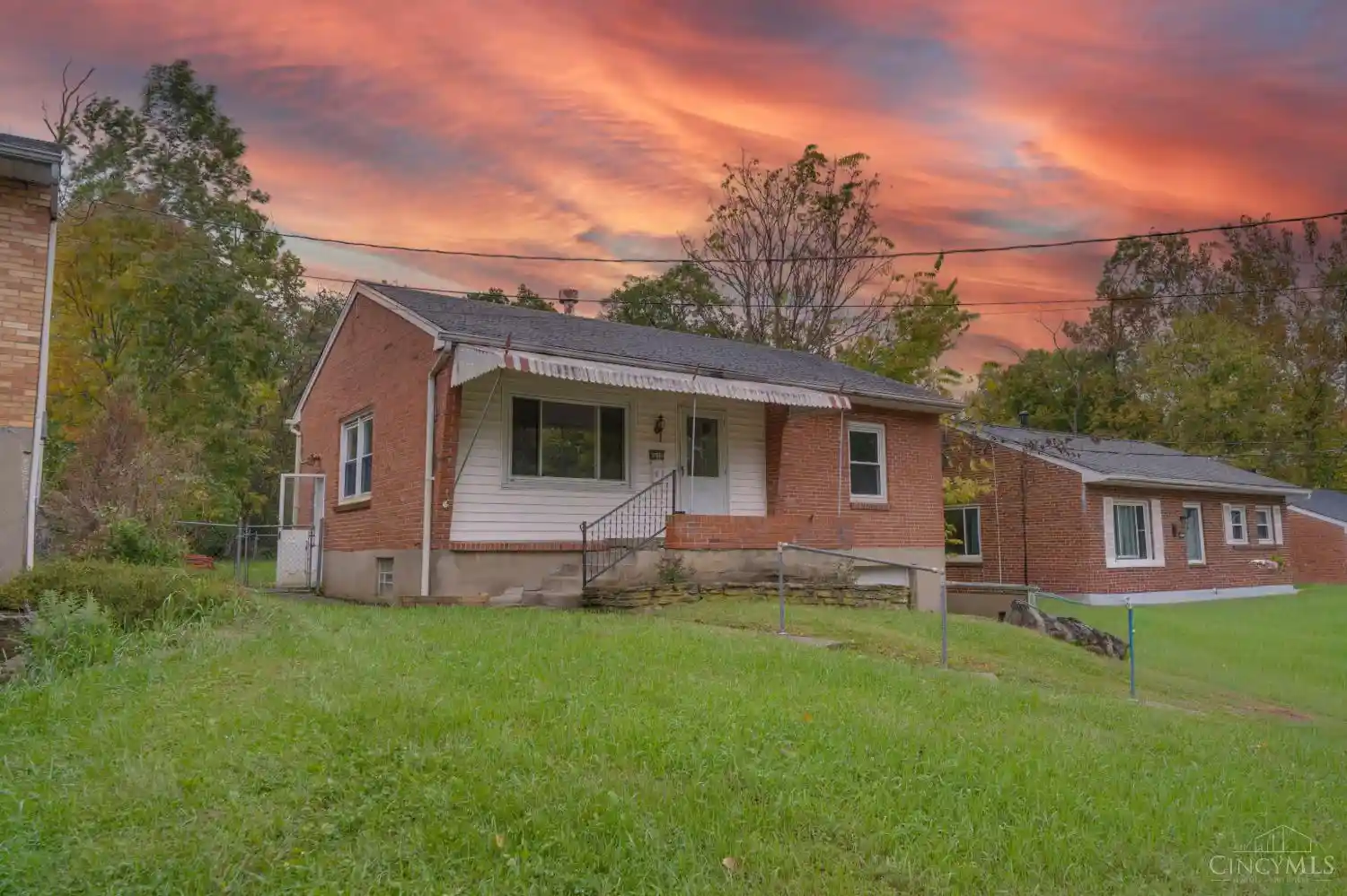 Photo 1 of Single family home for sale at 8622 Wicklow Ave, Sycamore Twp, OH 45236 | MLS# 1897657 | Listing updated on 2026-10-19