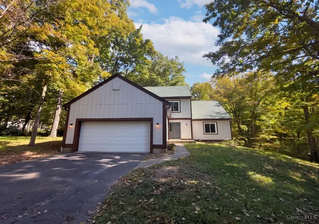 Single family home for sale at 6428 Camp Superior Dr, Sycamore Twp, OH 45241 | MLS# 1897630
