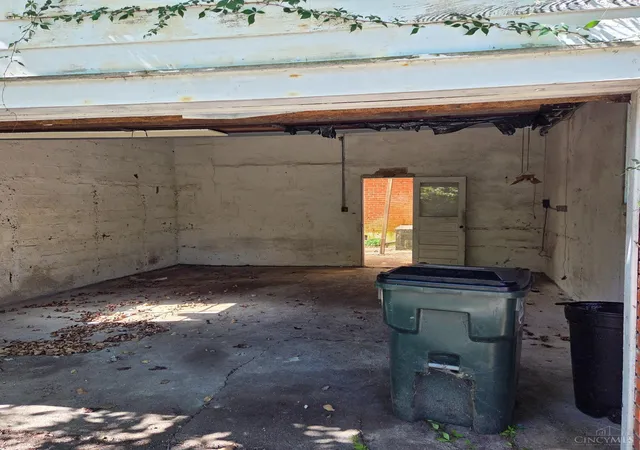 Photo 4 of Single family home for sale at 9403 Mckinney Rd, Symmes Twp, OH 45140 | MLS# 1897706 | Listing updated on 2026-10-30