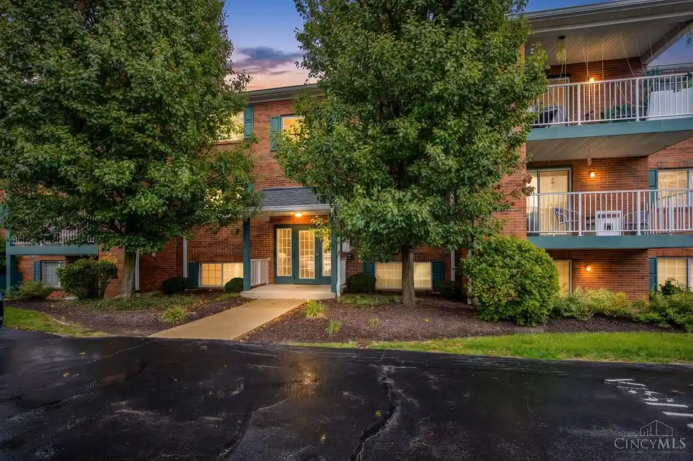 Listing Photo 1 - Condo for sale in building located at 9610 Crosley Farm Dr, Colerain Twp, OH 45251 - Unit #2