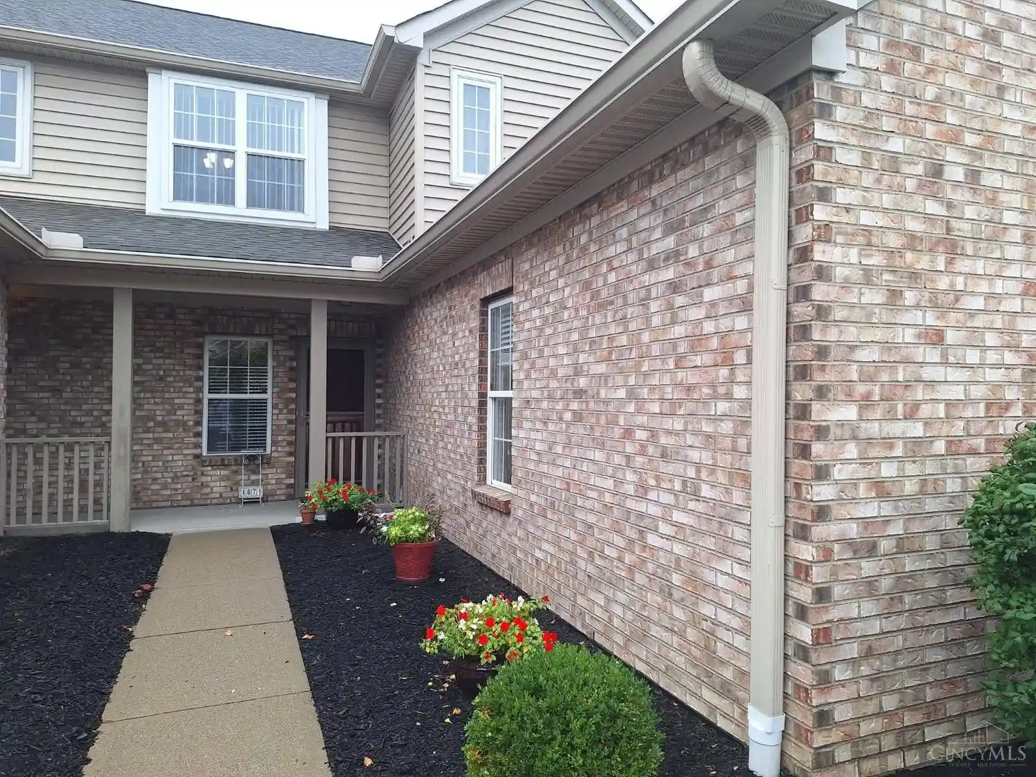 Photo 1 of Sale Pending at 4671 Ct Yard Dr, Mason, OH 45040 | MLS# 1898203 | Listing updated on 2026-10-27