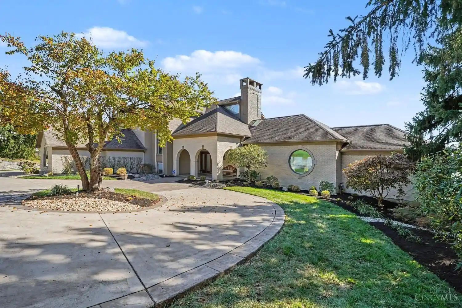 Photo 1 of Sale Pending at 7313 Waterpoint Ln, Anderson Twp, OH 45255 | MLS# 1898200 | Listing updated on 2026-10-30