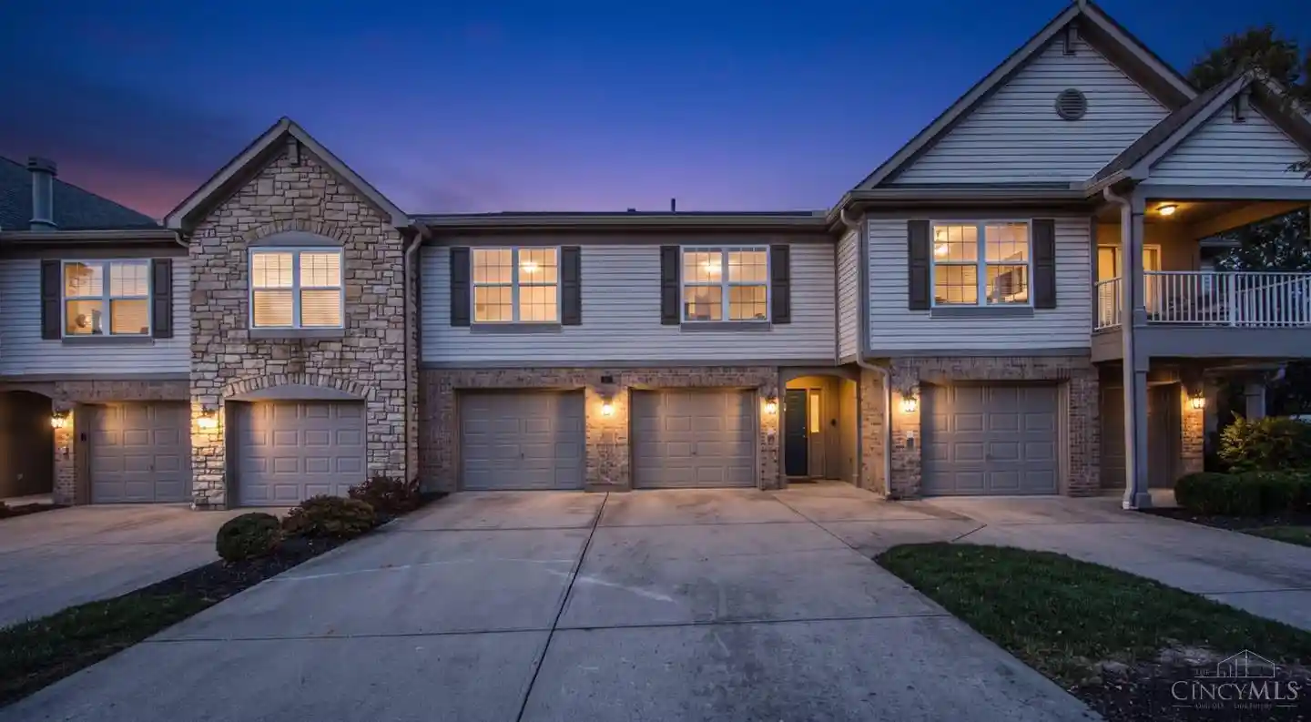 Listing Photo 1 - Condo for sale in 6238 Lake Springs Dr located at 6238 Lake Springs Dr, Mason, OH 45040 - Unit 6238 Lake Springs Dr