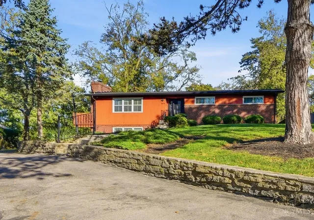 Photo 1 of Single family home for sale at 8470 Gwilada Dr, Sycamore Twp, OH 45236 | MLS# 1898529 | Listing updated on 2026-10-30