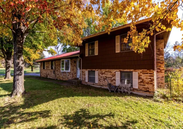 Single family home for sale at 4318 Shollenbarger Rd, Oxford, OH 45056 | MLS# 1898488