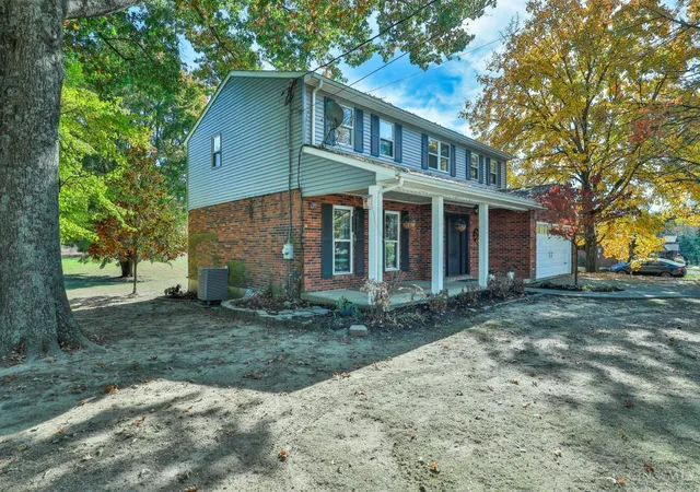 Photo 3 of Single family home for sale at 5594 Wild Rose Ln, Stonelick Twp, OH 45150 | MLS# 1898818 | Listing updated on 2026-10-30