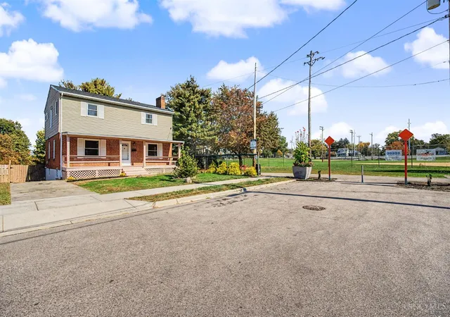 Photo 3 of Single family home for sale at 4134 Saint Johns Ter, Deer Park, OH 45236 | MLS# 1898862 | Listing updated on 2026-10-30