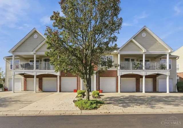 Condo for sale at 3663 Chestnut Park Ln, Cincinnati, OH 45002 | MLS# 1898715