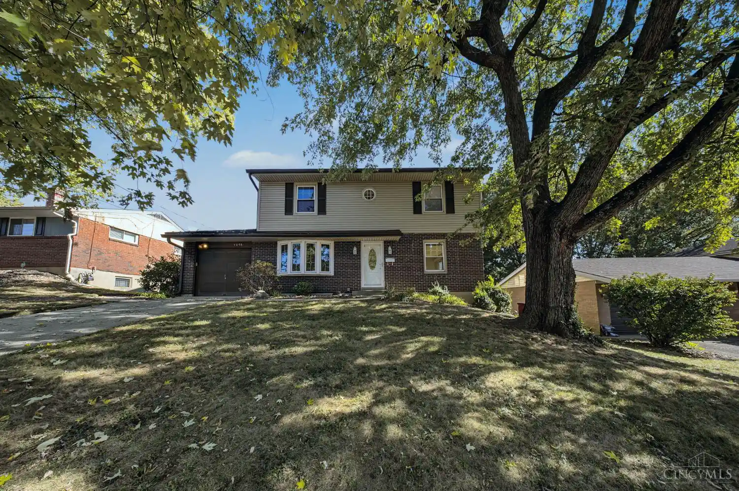 Single family home for sale at 1076 Hickok Ln, Delhi Twp, OH 45238 | MLS# 1898739