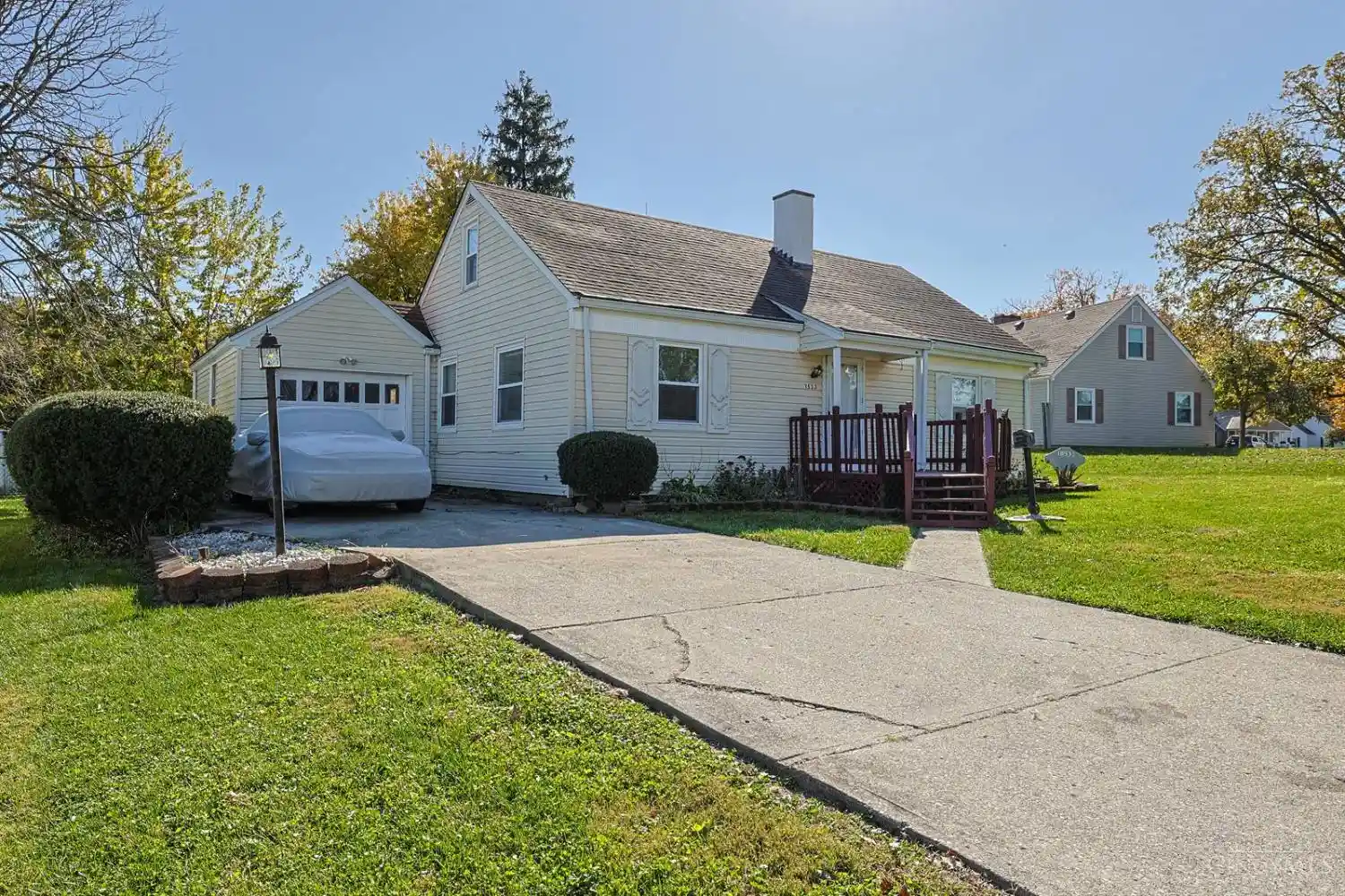 Single family home for sale at 1533 Colony Ter, Hamilton, OH 45013 | MLS# 1898908
