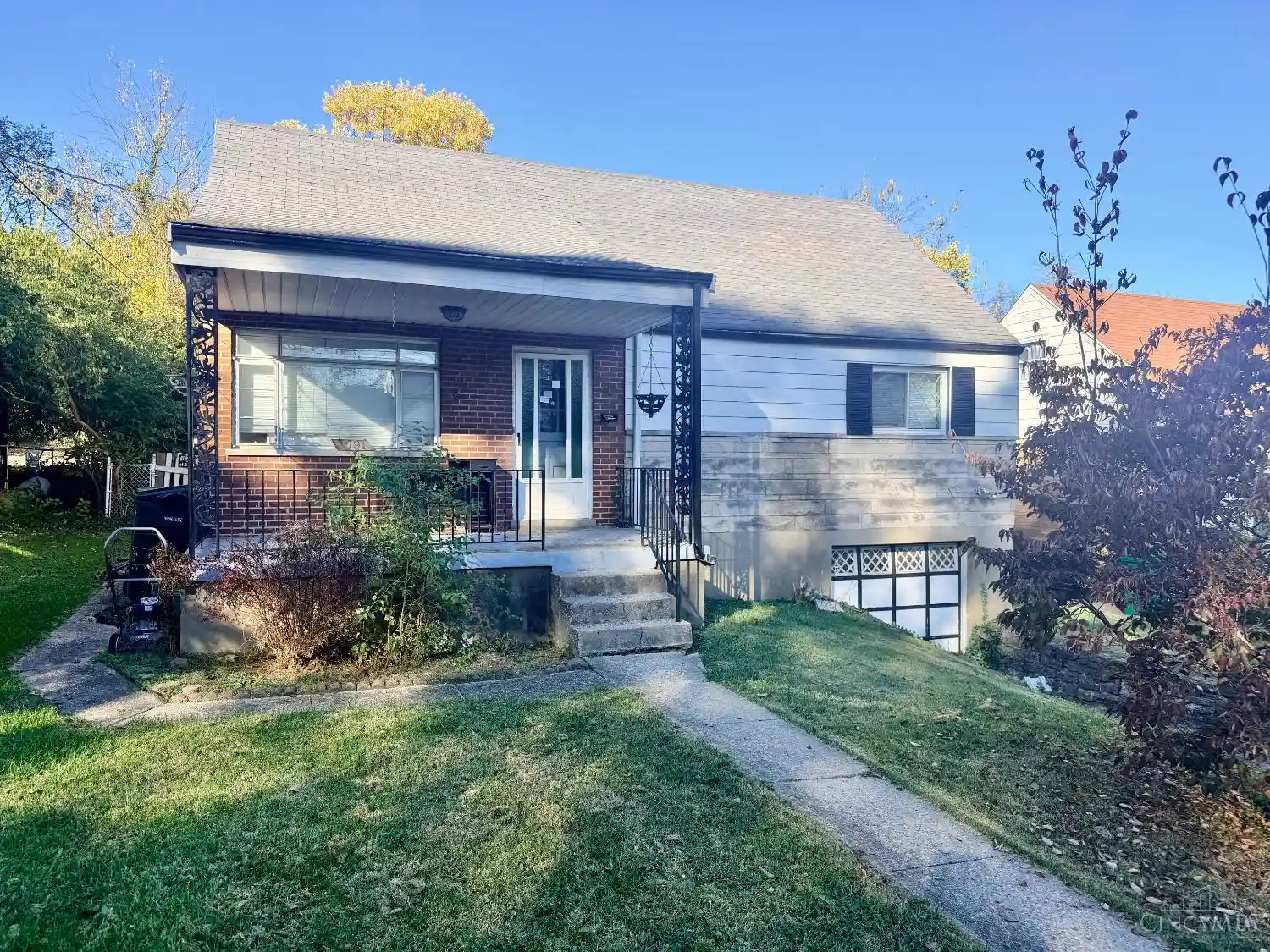 Single family home for sale at 1091 Alcliff Ln, Cincinnati, OH 45238 | MLS# 1898905