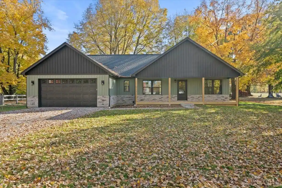 Single family home for sale at 604 Laura Dr, Bethel, OH 45106 | MLS# 1898939