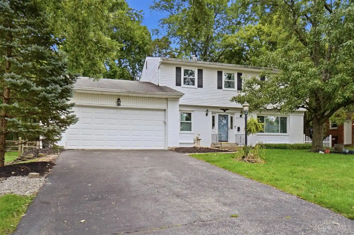 Single family home for sale at 11962 Cedarcreek Dr, Springfield Twp., OH 45240 | MLS# 1898967