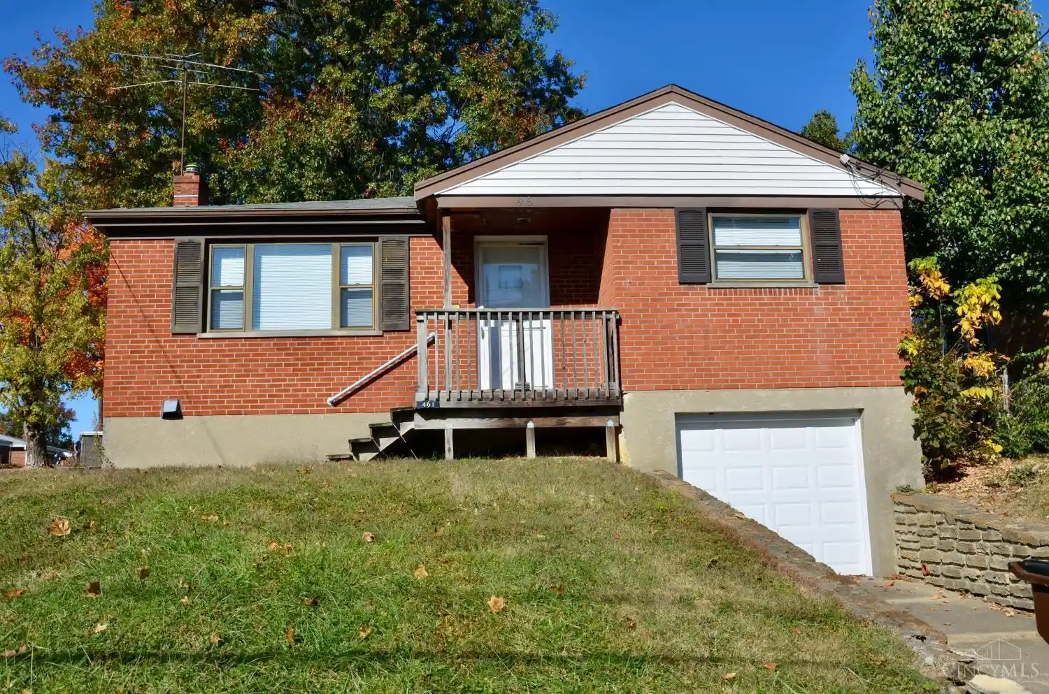 Single family home for sale at 583 Morrvue Dr, Delhi Twp, OH 45238 | MLS# 1897125