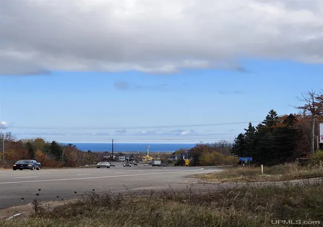 Homes for sale in Marquette, MI | 4205 W Us41 Hwy, Marquette, MI 49855 | MLS# 50145258