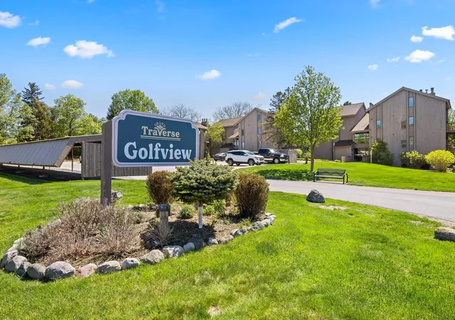 Homes for sale in Williamsburg, MI | 5542 Golfview Ct #27, Williamsburg, MI 49690 | MLS# 80068601