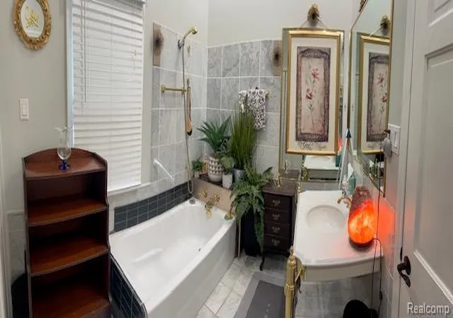 5th image of 89 Muir Rd, Grosse Pointe, MI 48236 3616 | MLS# 61024194